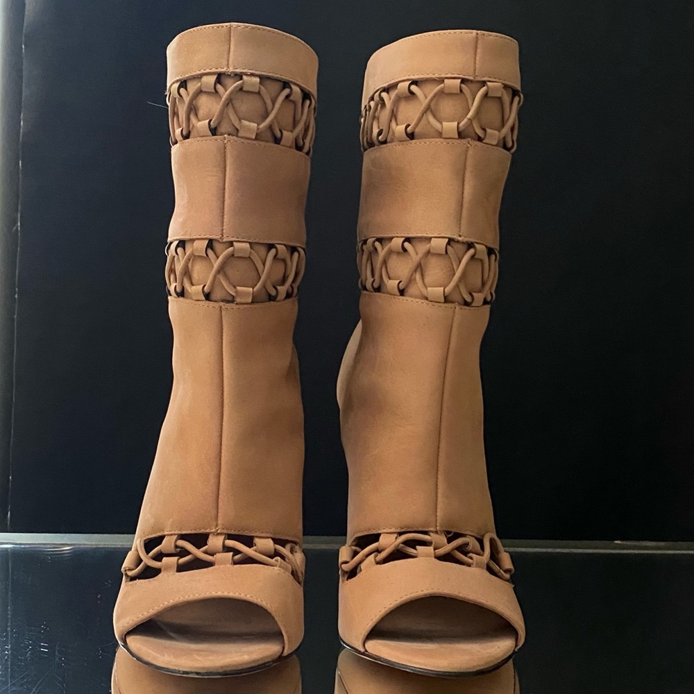 Rachel by Rachel Roy New open toe booties
